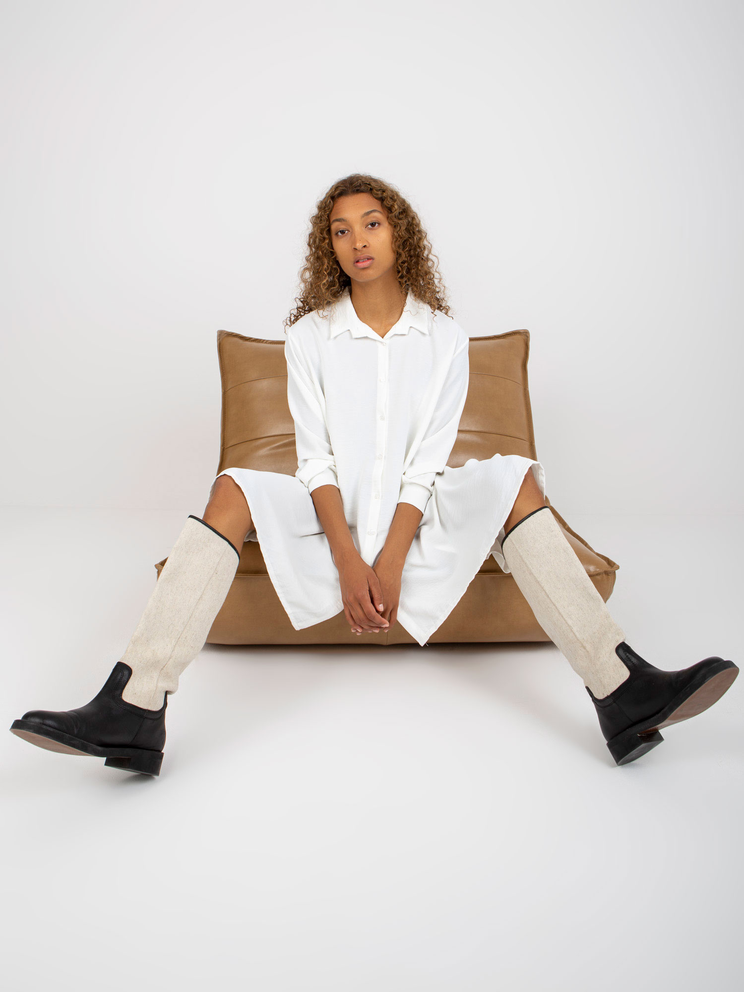 Sukienka Biały - obrazek 2