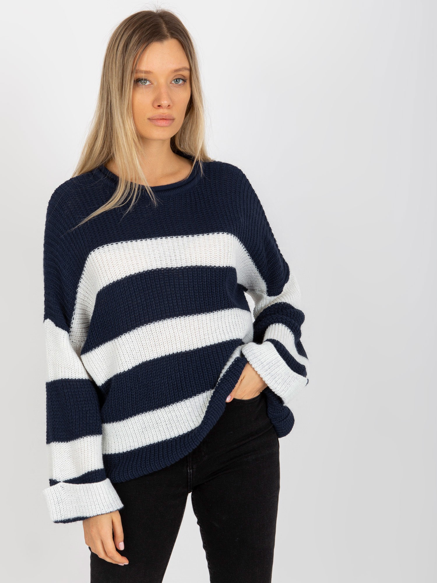 Sweter Granatowy - obrazek 2