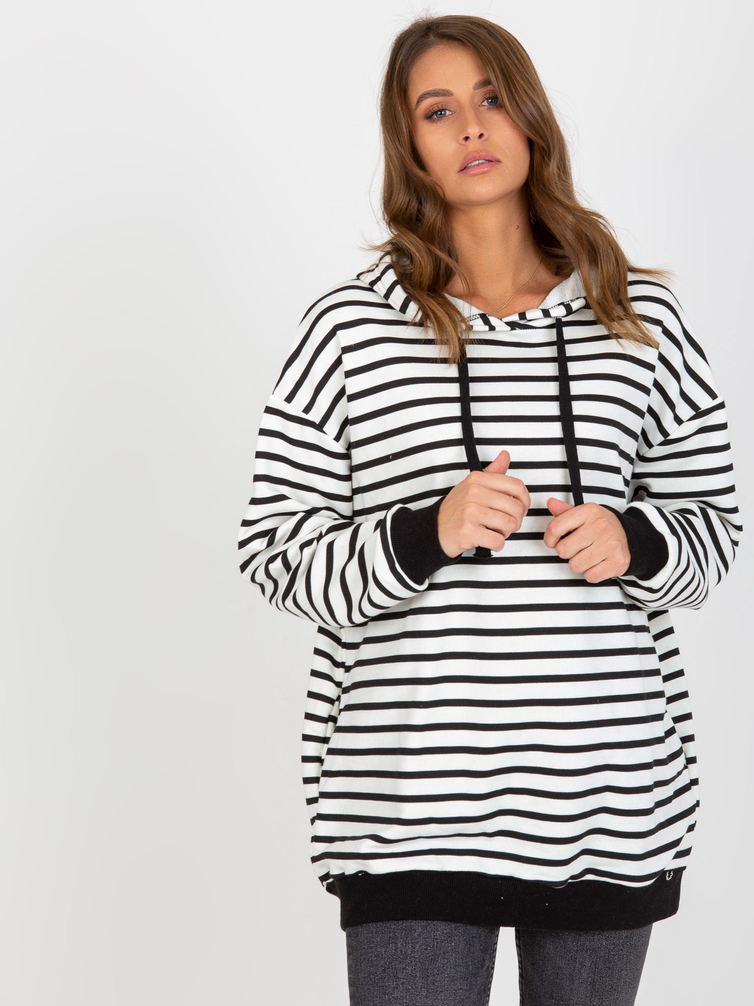 Bluza Biało-czarny - obrazek 2