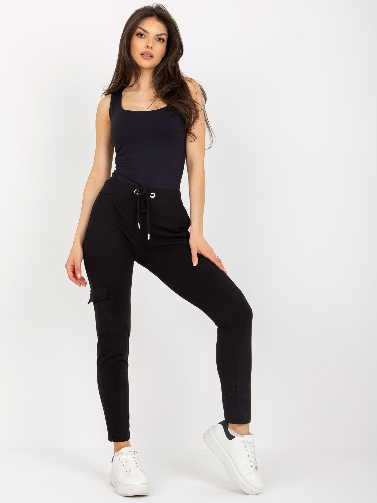 Spodnie dresowe Czarny - obrazek 2