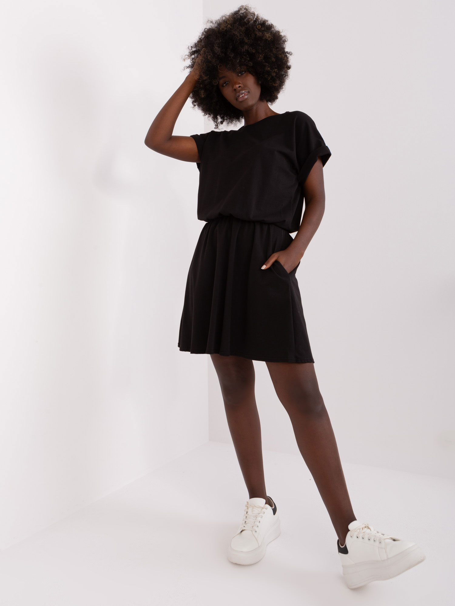 Sukienka Czarny - obrazek 2