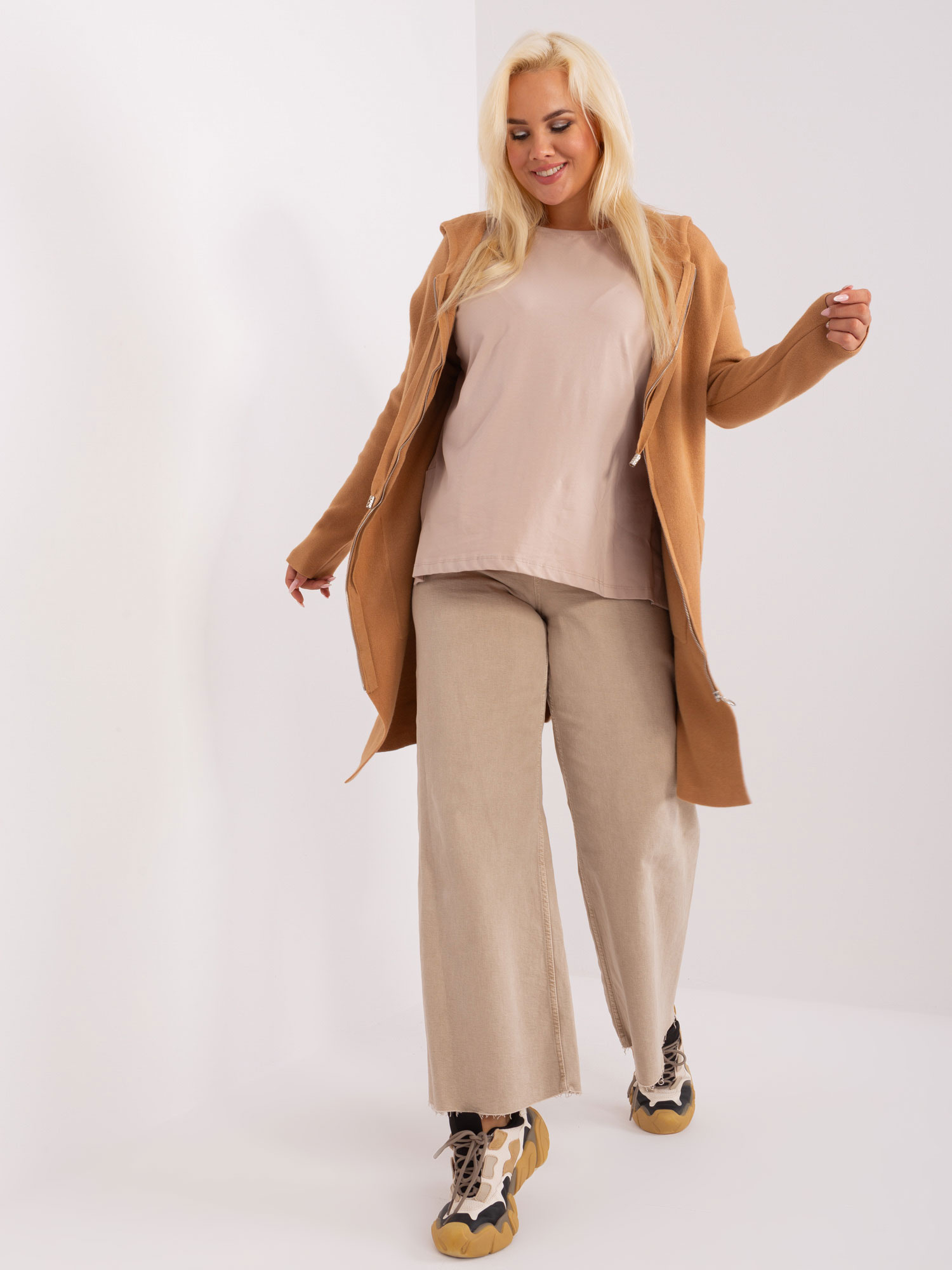 Sweter Camelowy - obrazek 2