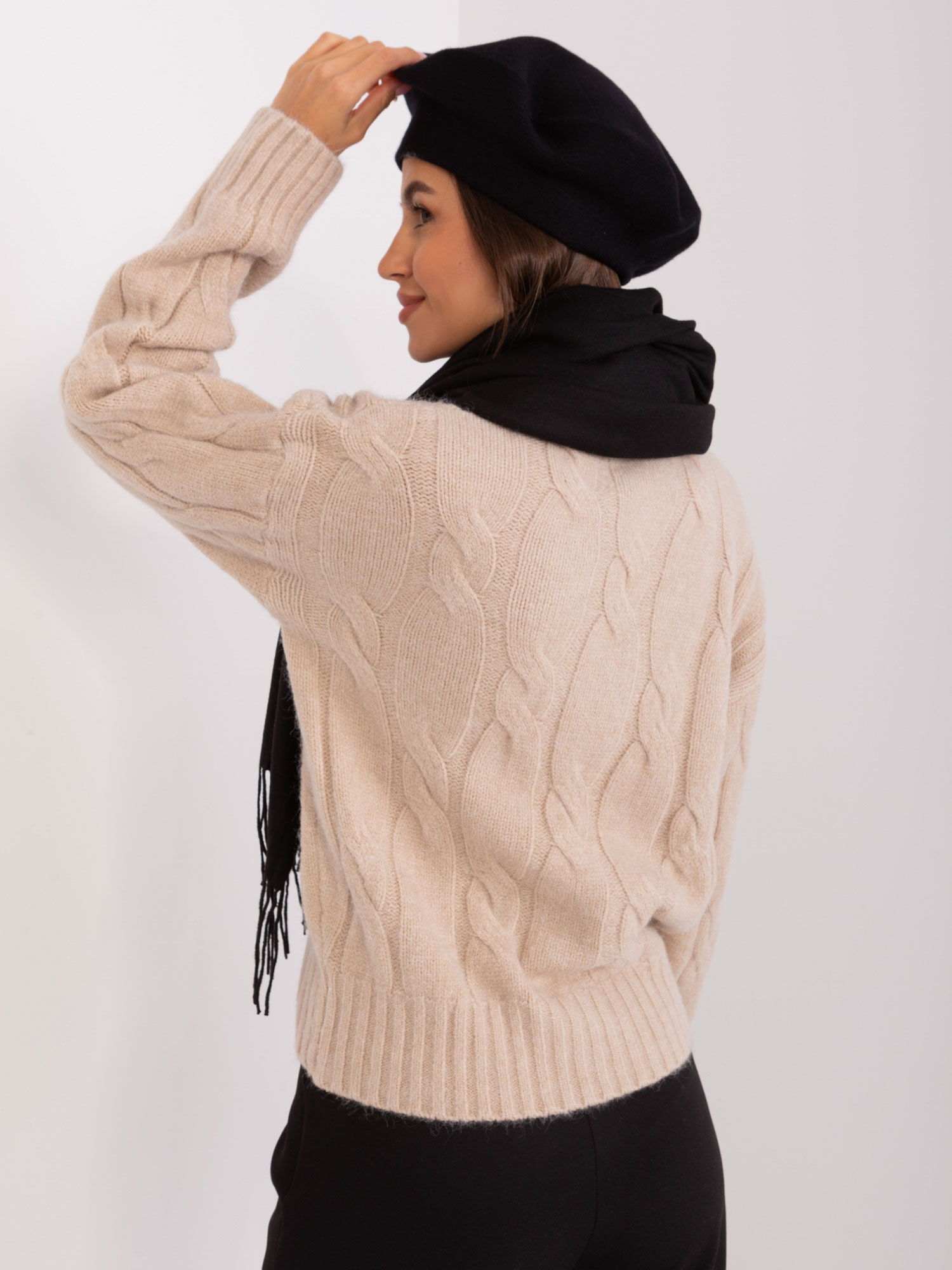 Czapka Czarny - obrazek 2