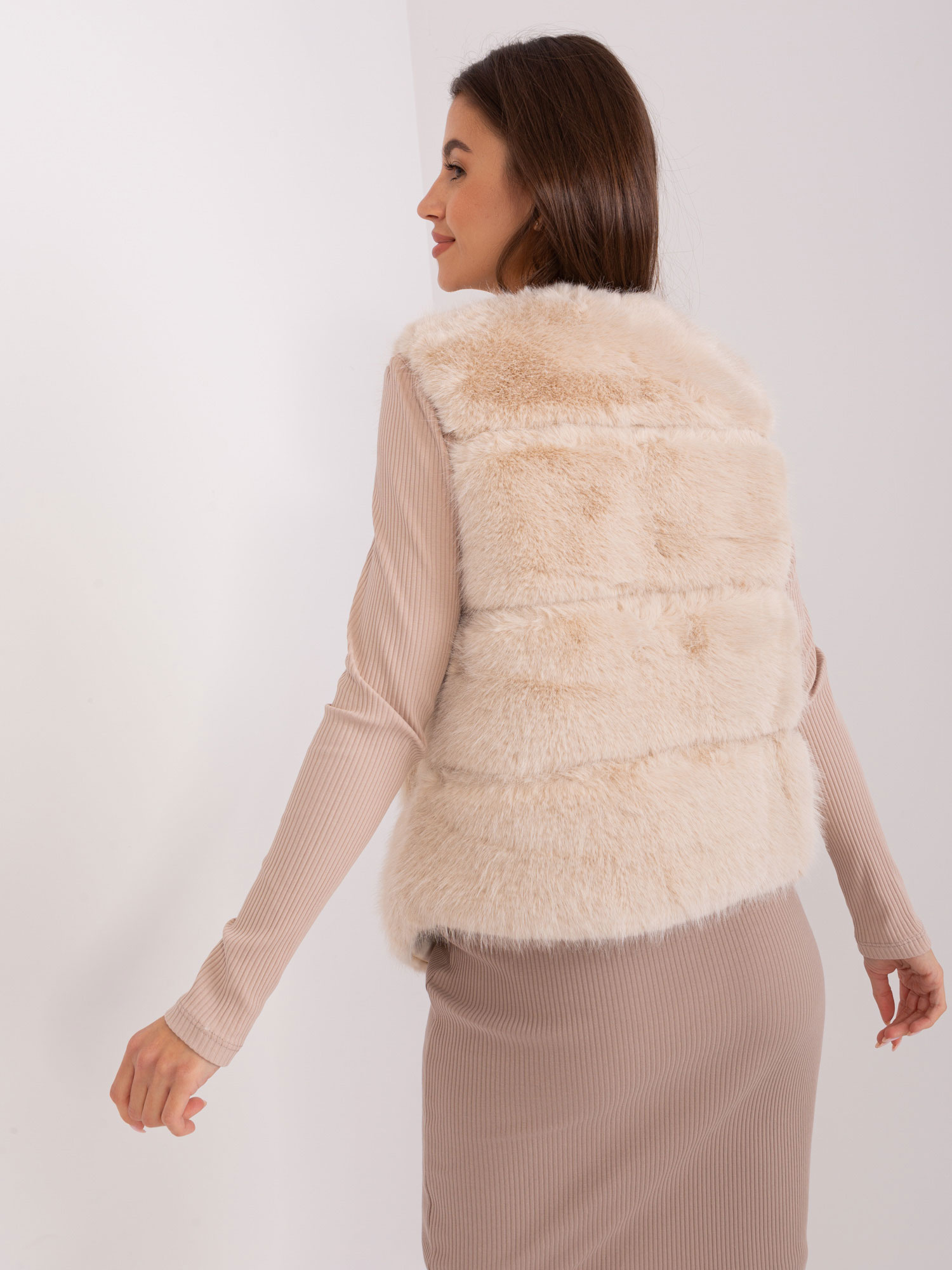 Kamizelka Beżowy - obrazek 2