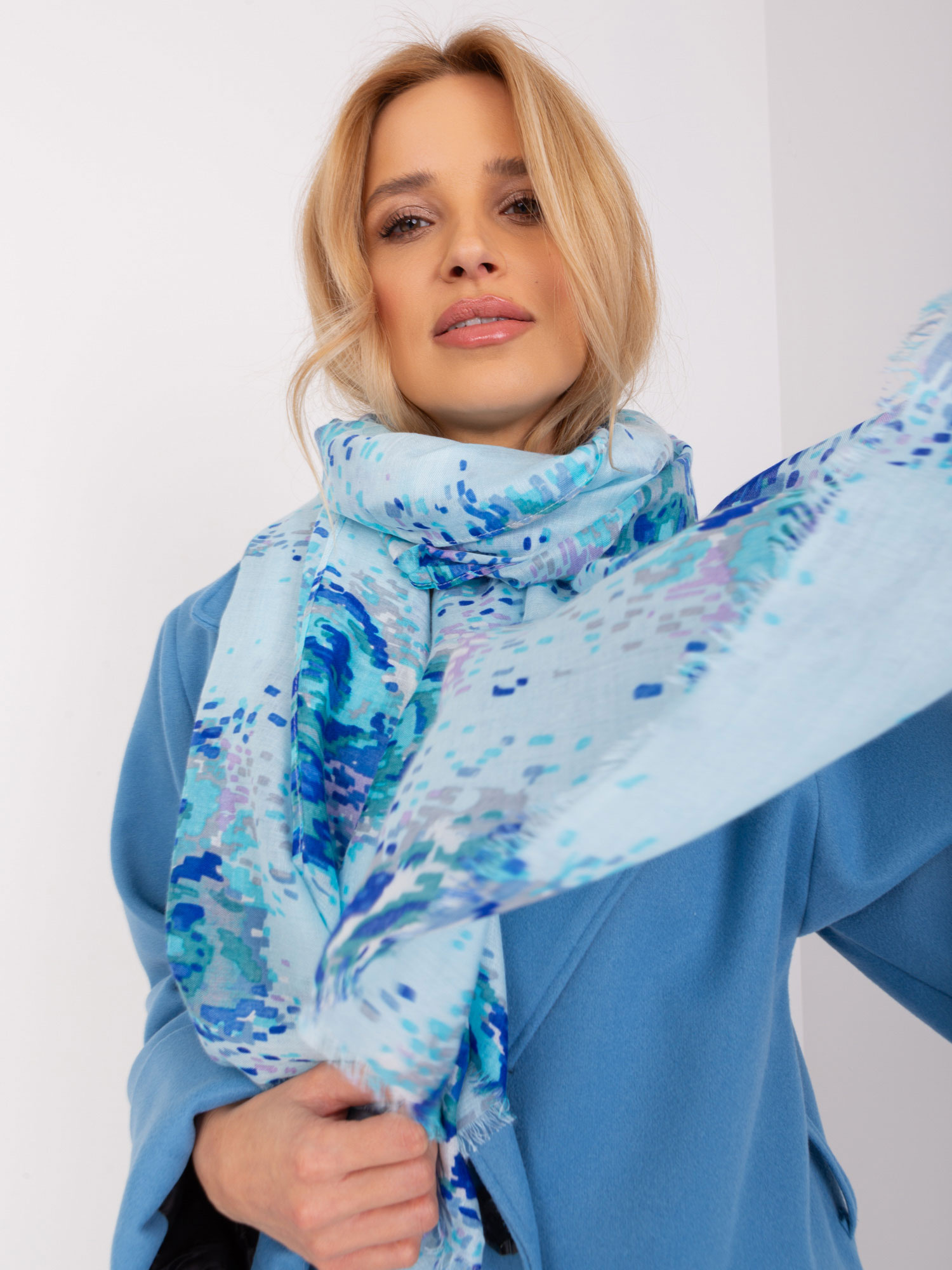 Chustka Niebieski - obrazek 2