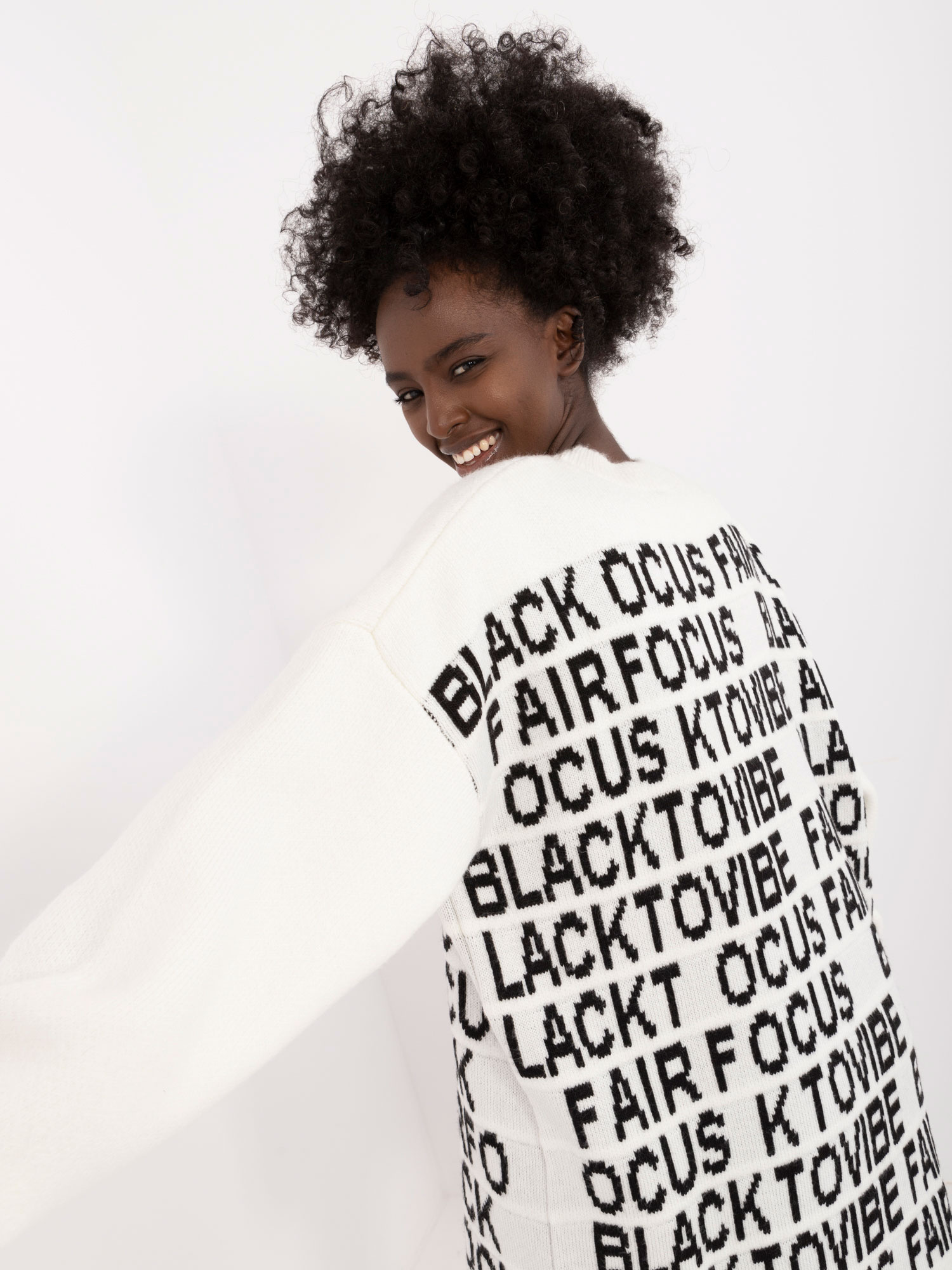 Sweter Biały - obrazek 2