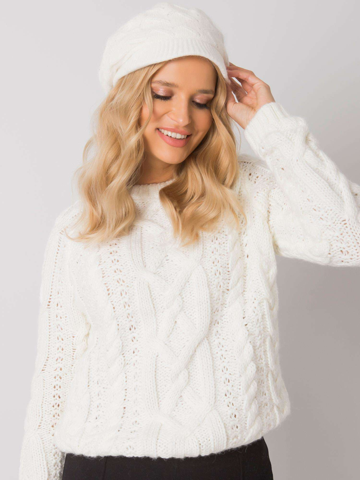 Czapka Ecru - obrazek 2