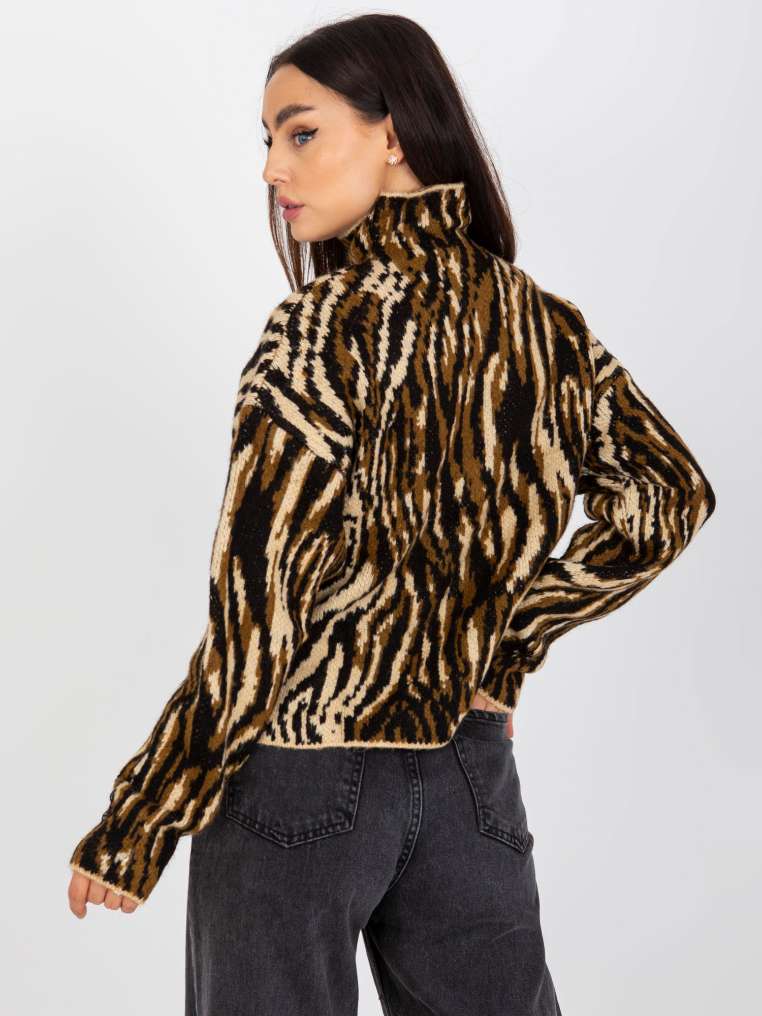 Sweter Czarno-beżowy - obrazek 3