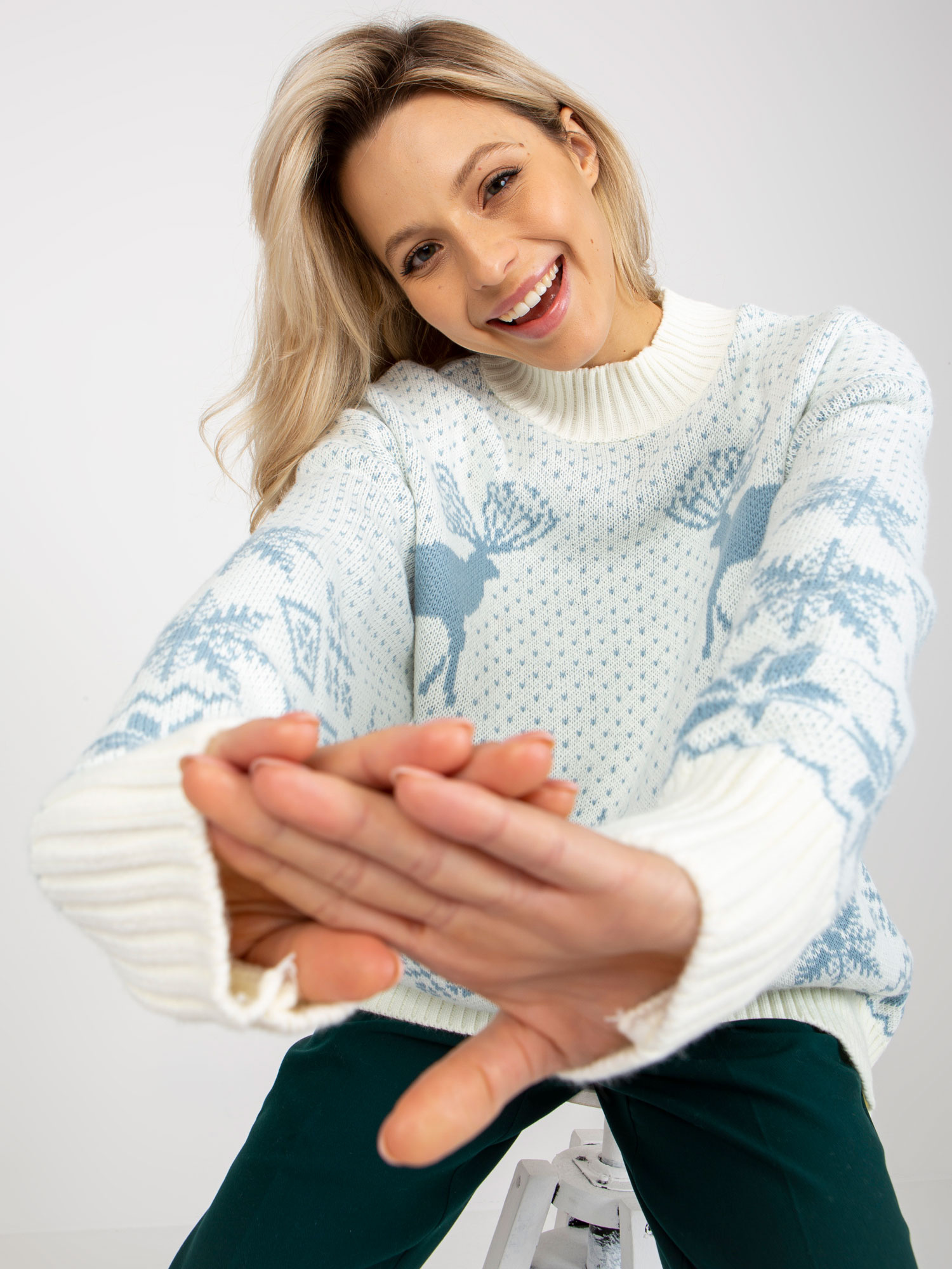 Sweter Niebieski - obrazek 3