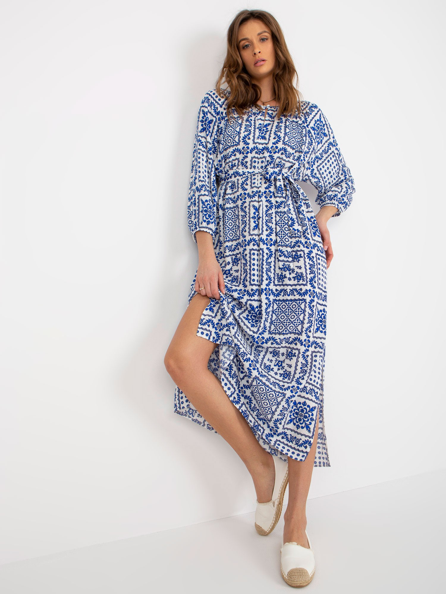 Sukienka Biało-niebieski - obrazek 3