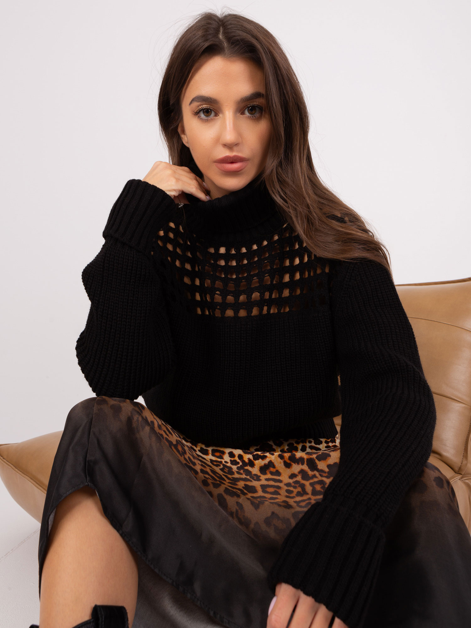 Sweter Czarny - obrazek 3