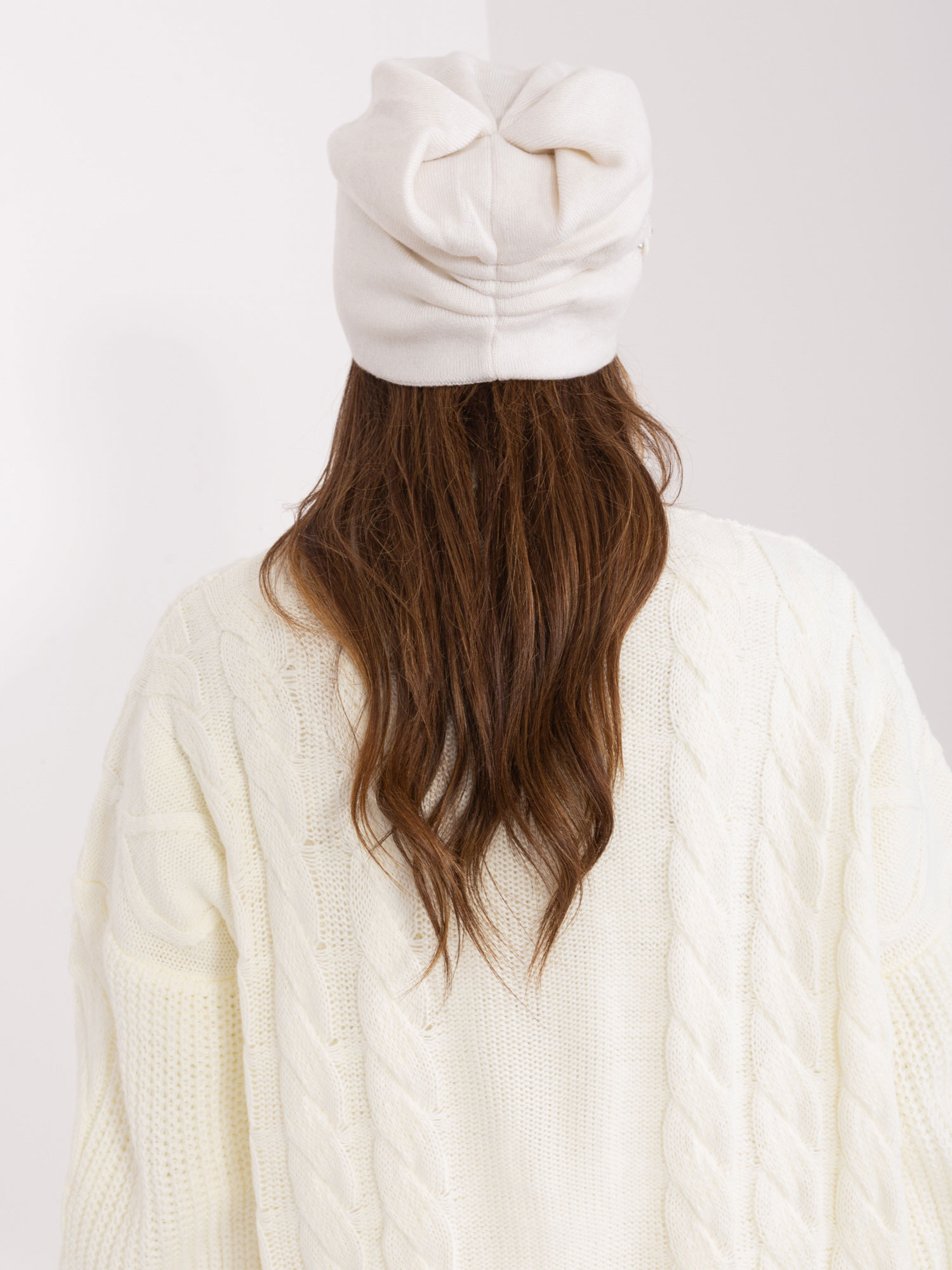 Czapka Ecru - obrazek 3