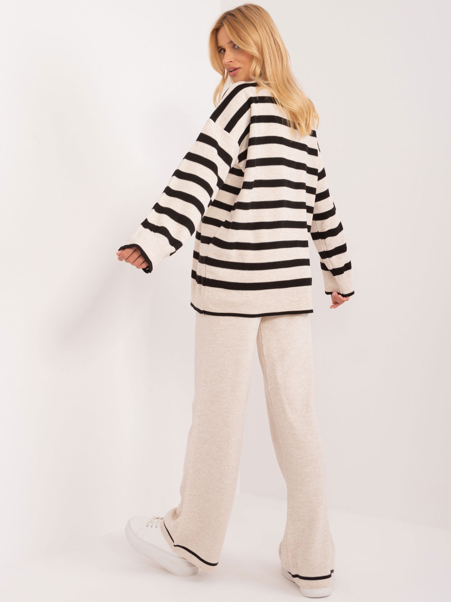 Komplet Beżowy - obrazek 3