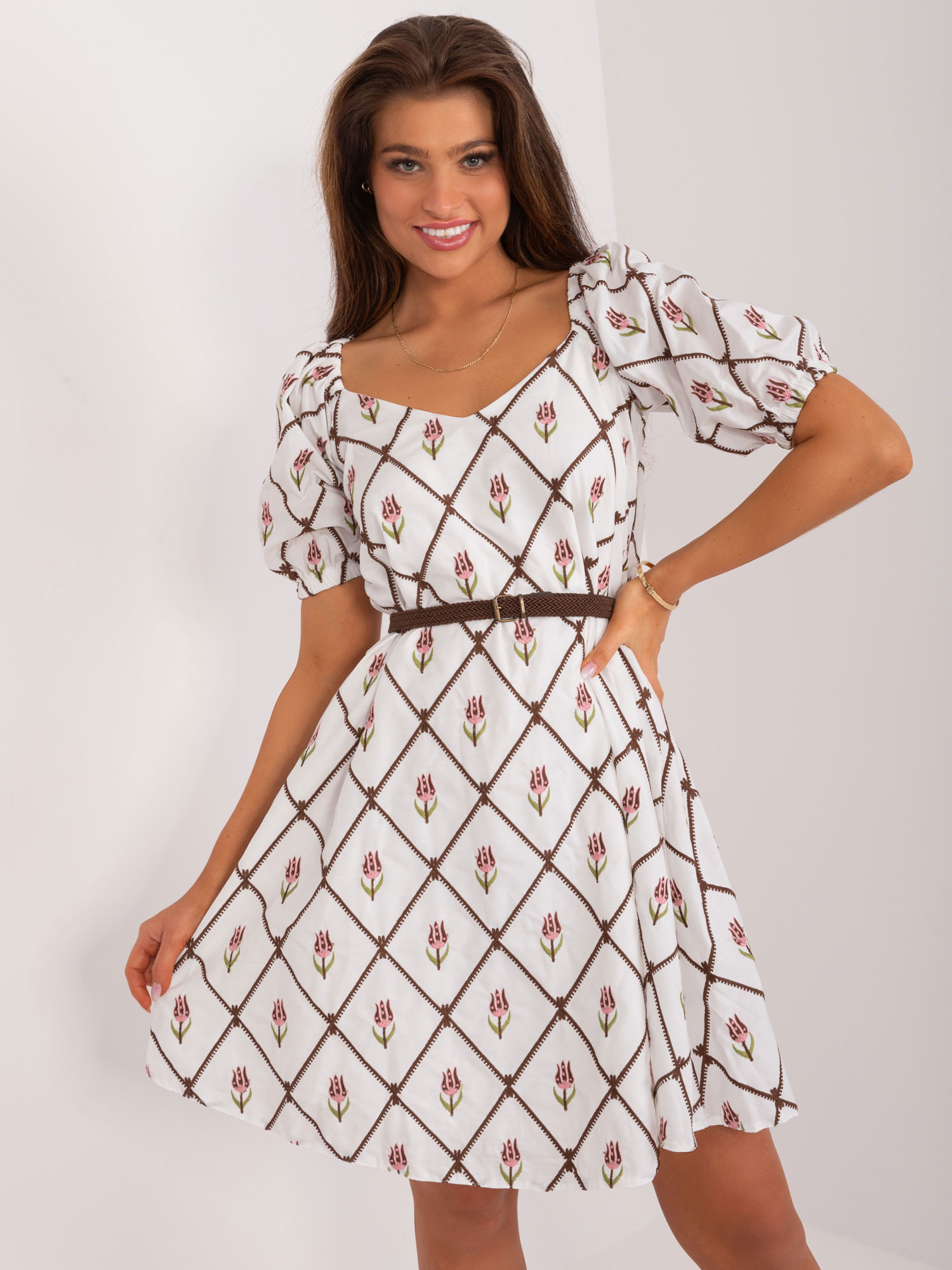 Sukienka Biało-brązowy - obrazek 3