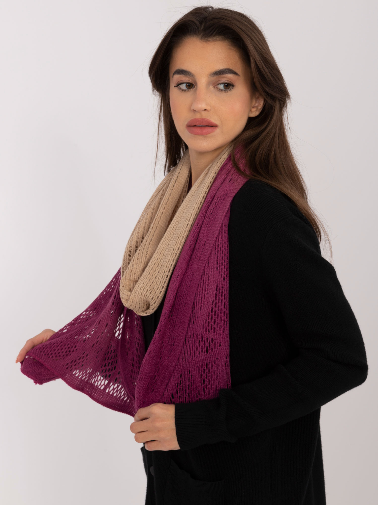 Szalik Beżowy - obrazek 3