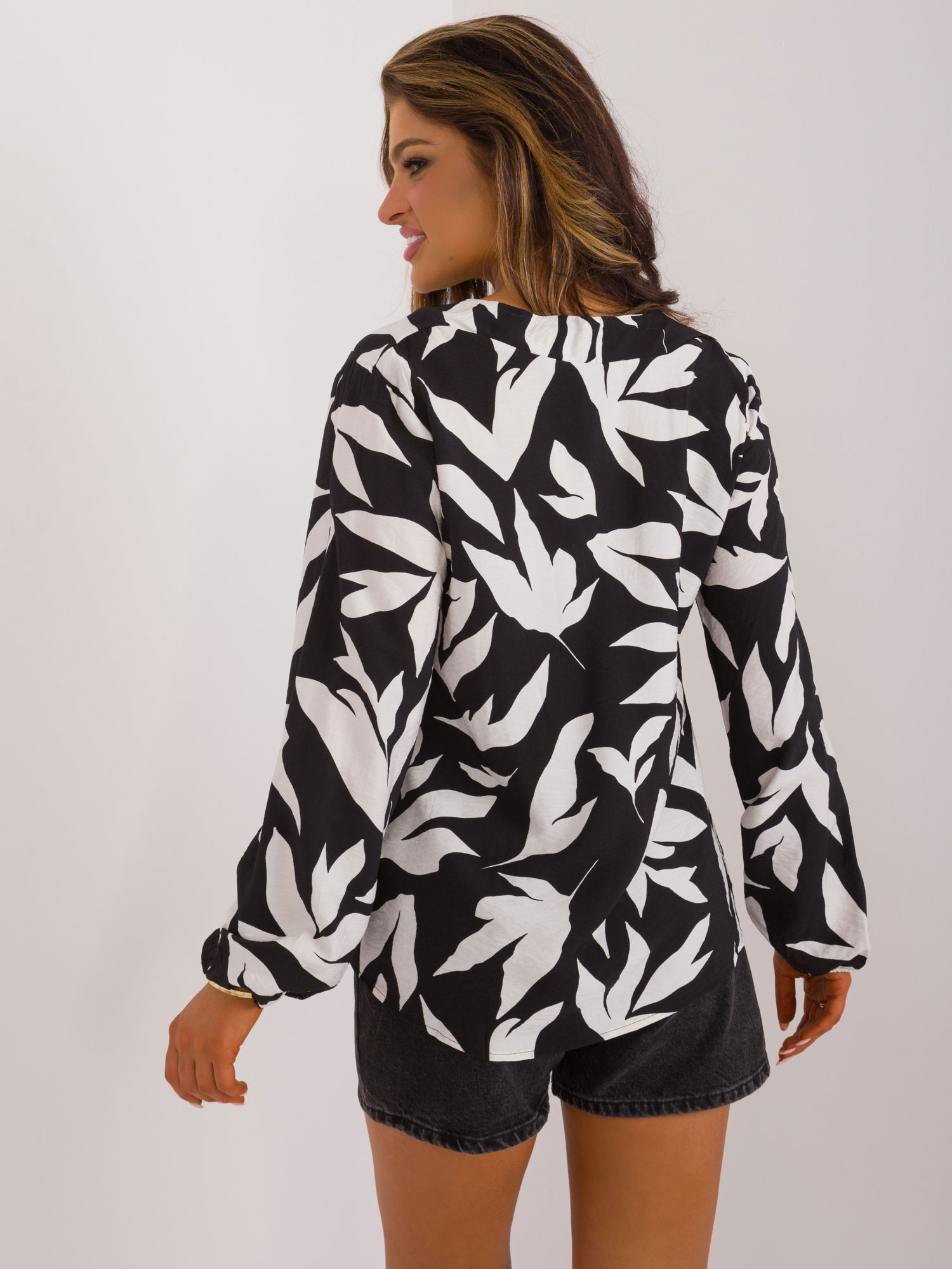 Bluzka Czarno-biały - obrazek 3