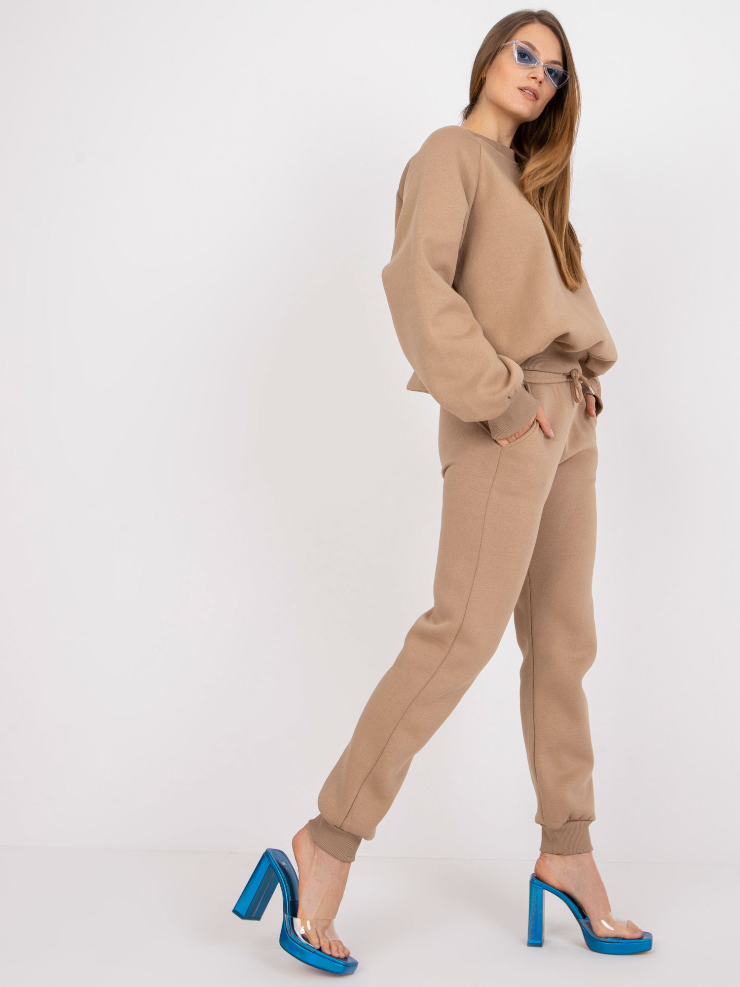 Komplet Ciemny bezowy - obrazek 3