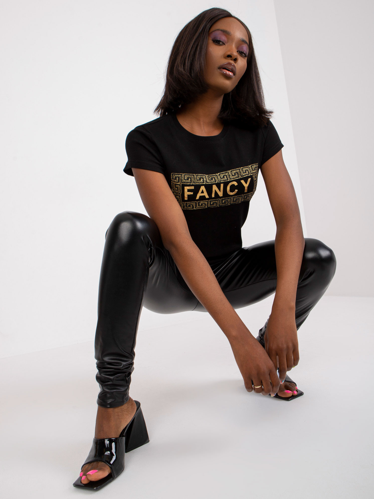 T-shirt Czarny - obrazek 3