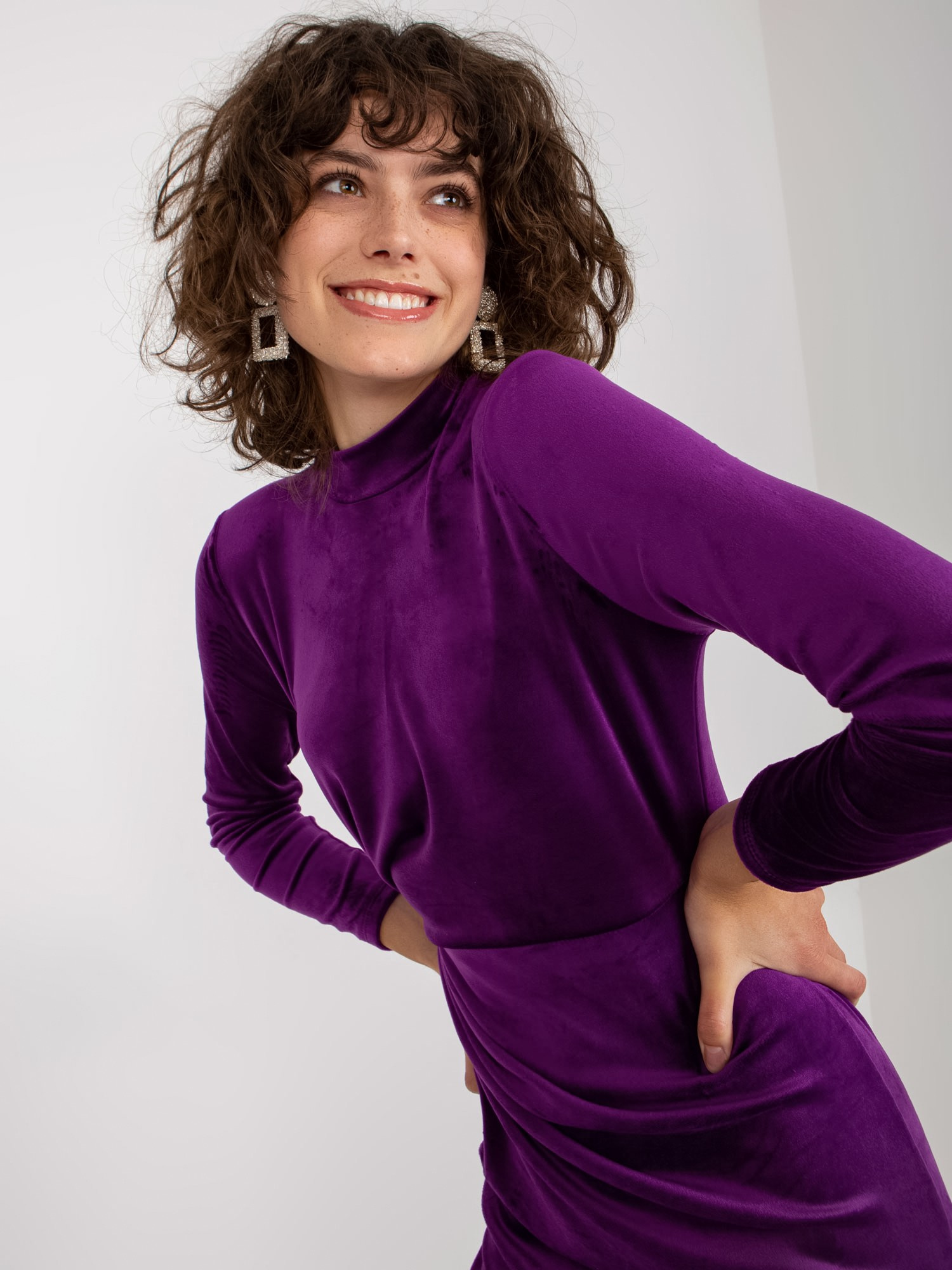 Sukienka Fioletowy - obrazek 4