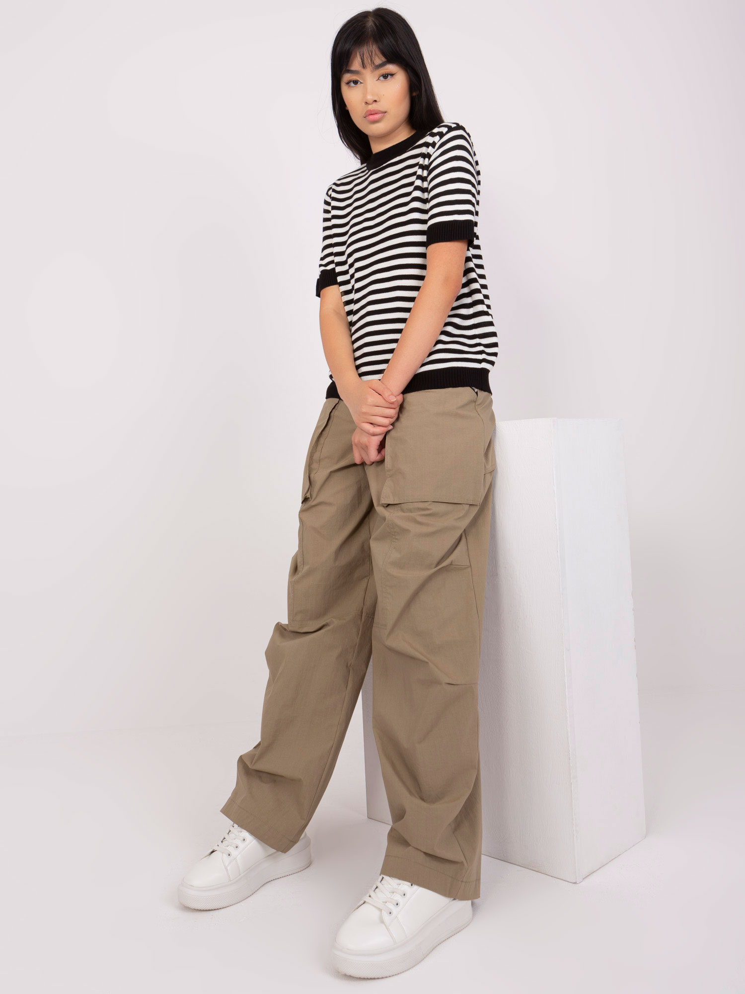 Bluzka Czarno-biały - obrazek 4