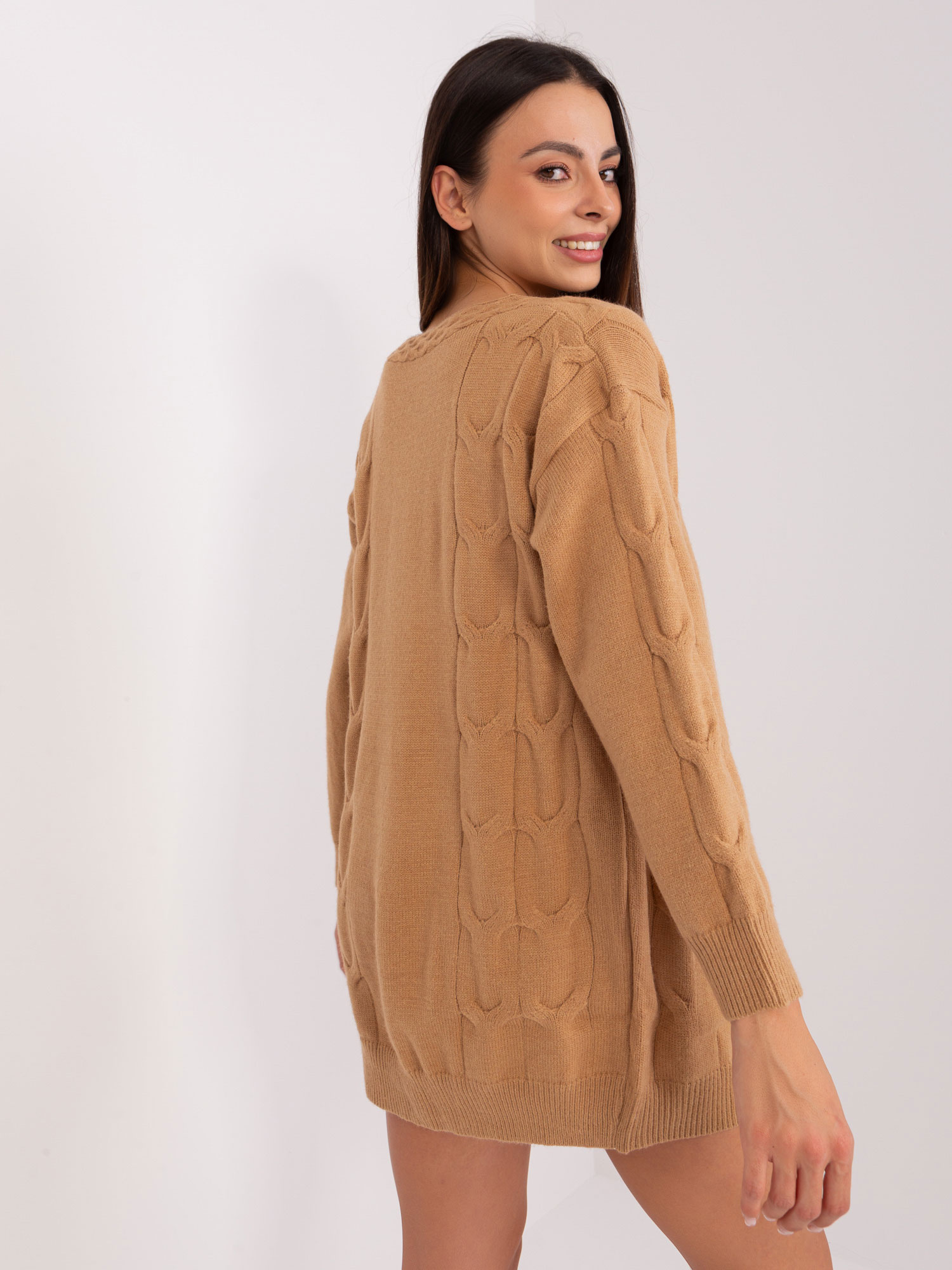 Sweter Camelowy - obrazek 4