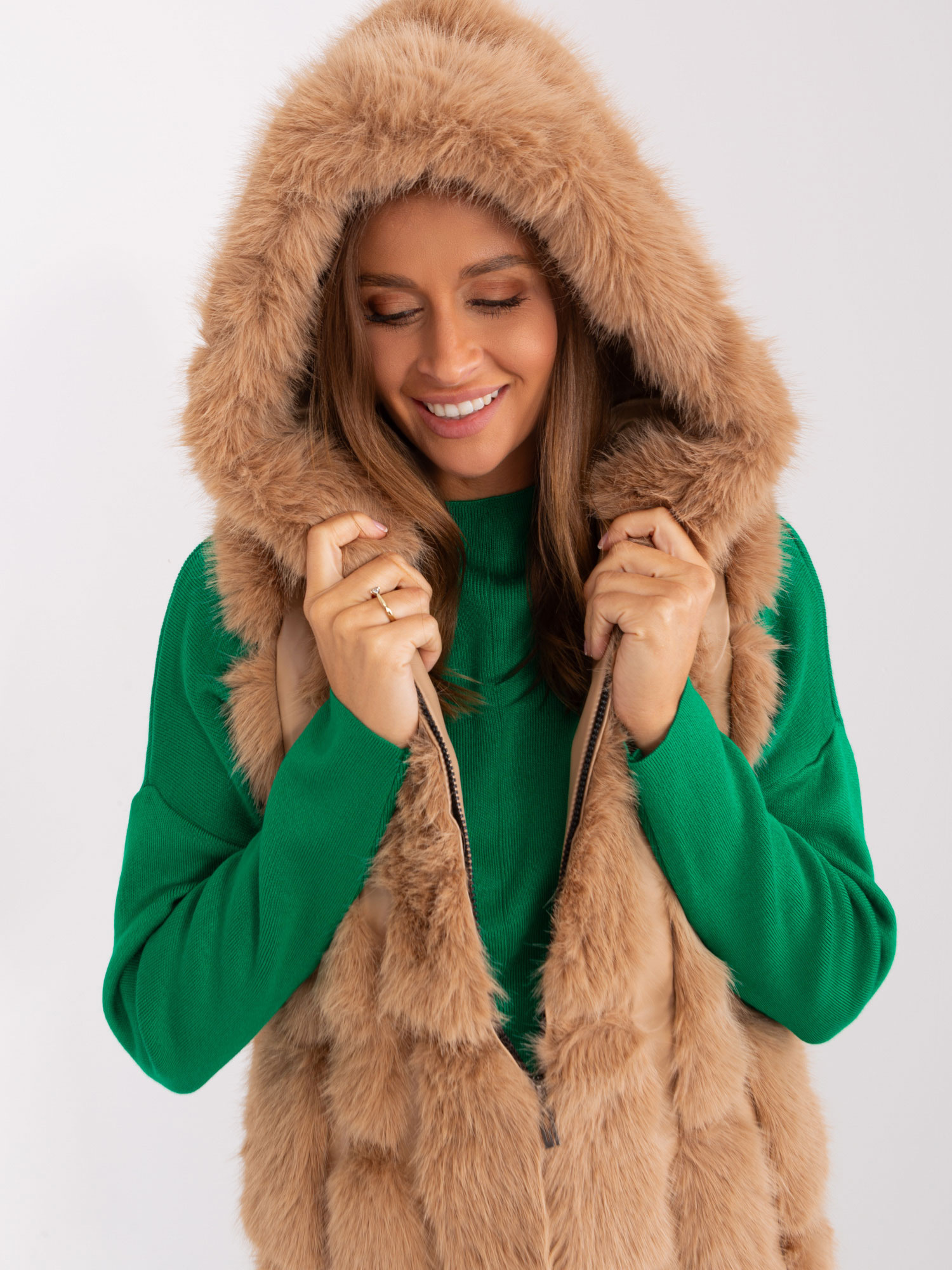 Kamizelka Camelowy - obrazek 4