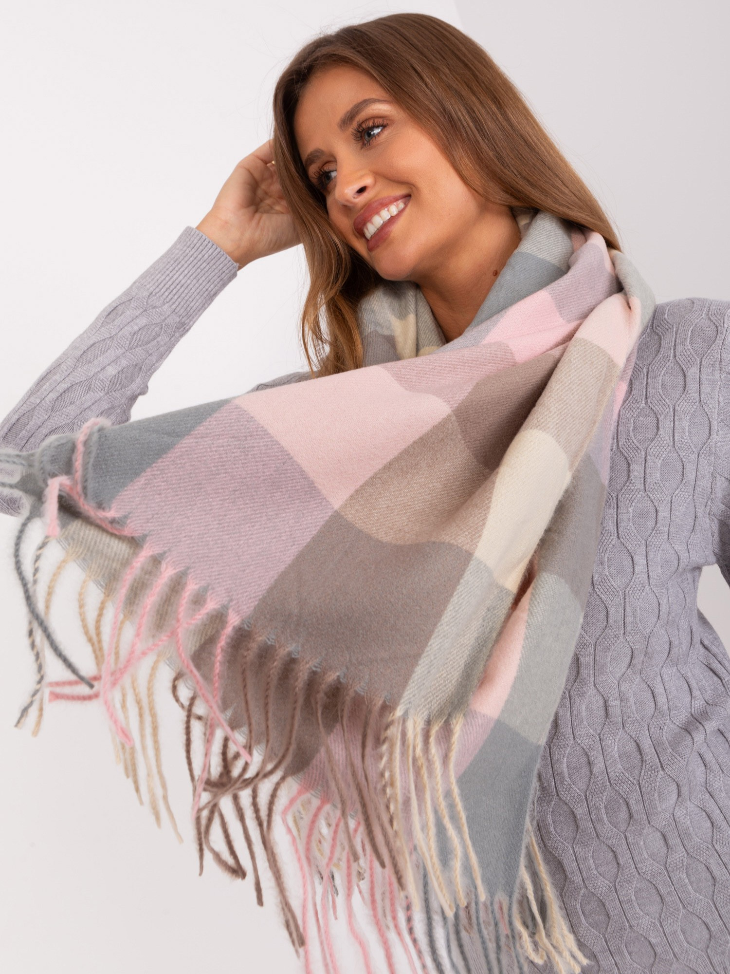 Szalik Jasny różowy - obrazek 4