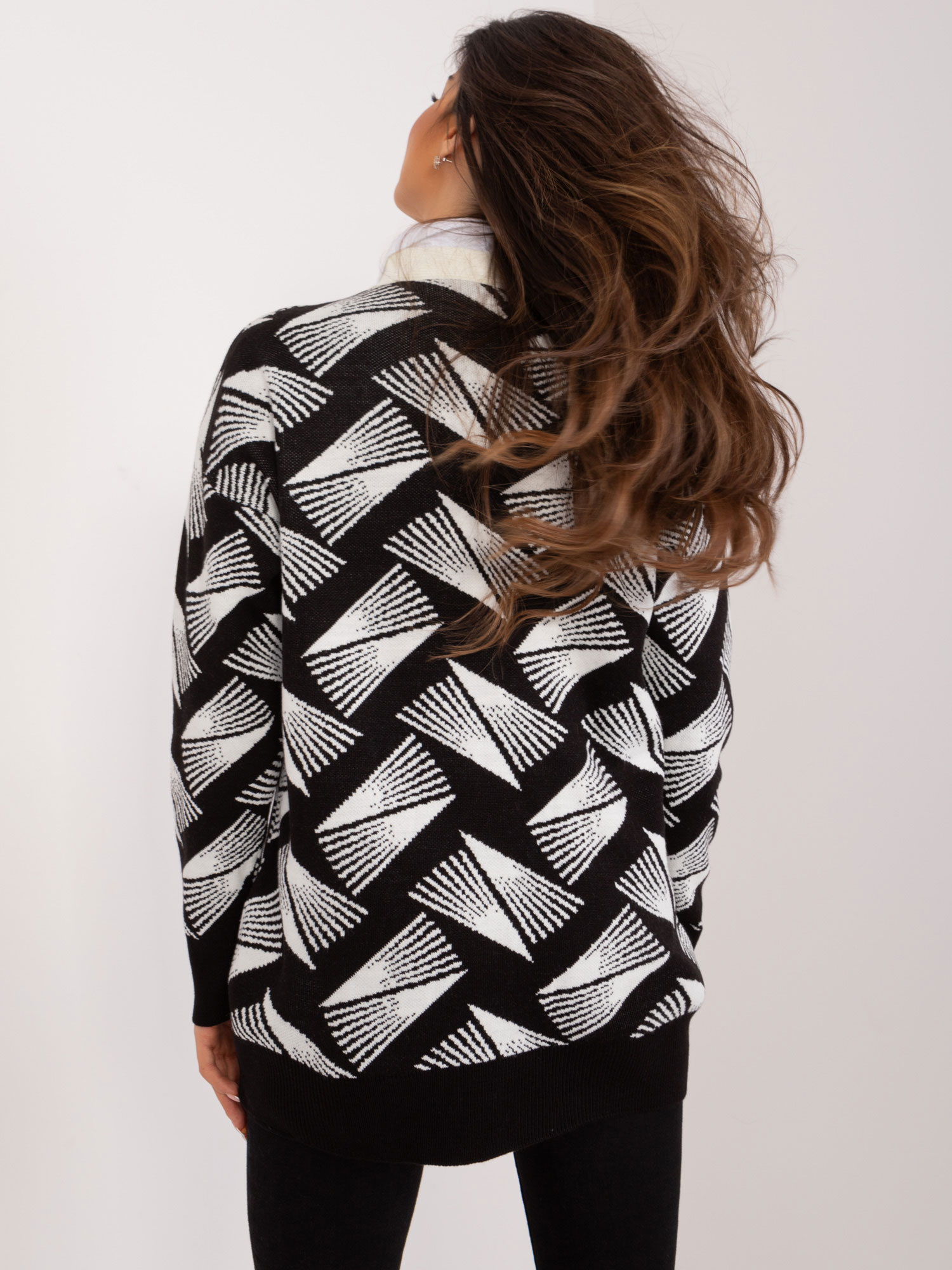 Kardigan Czarno-biały - obrazek 4