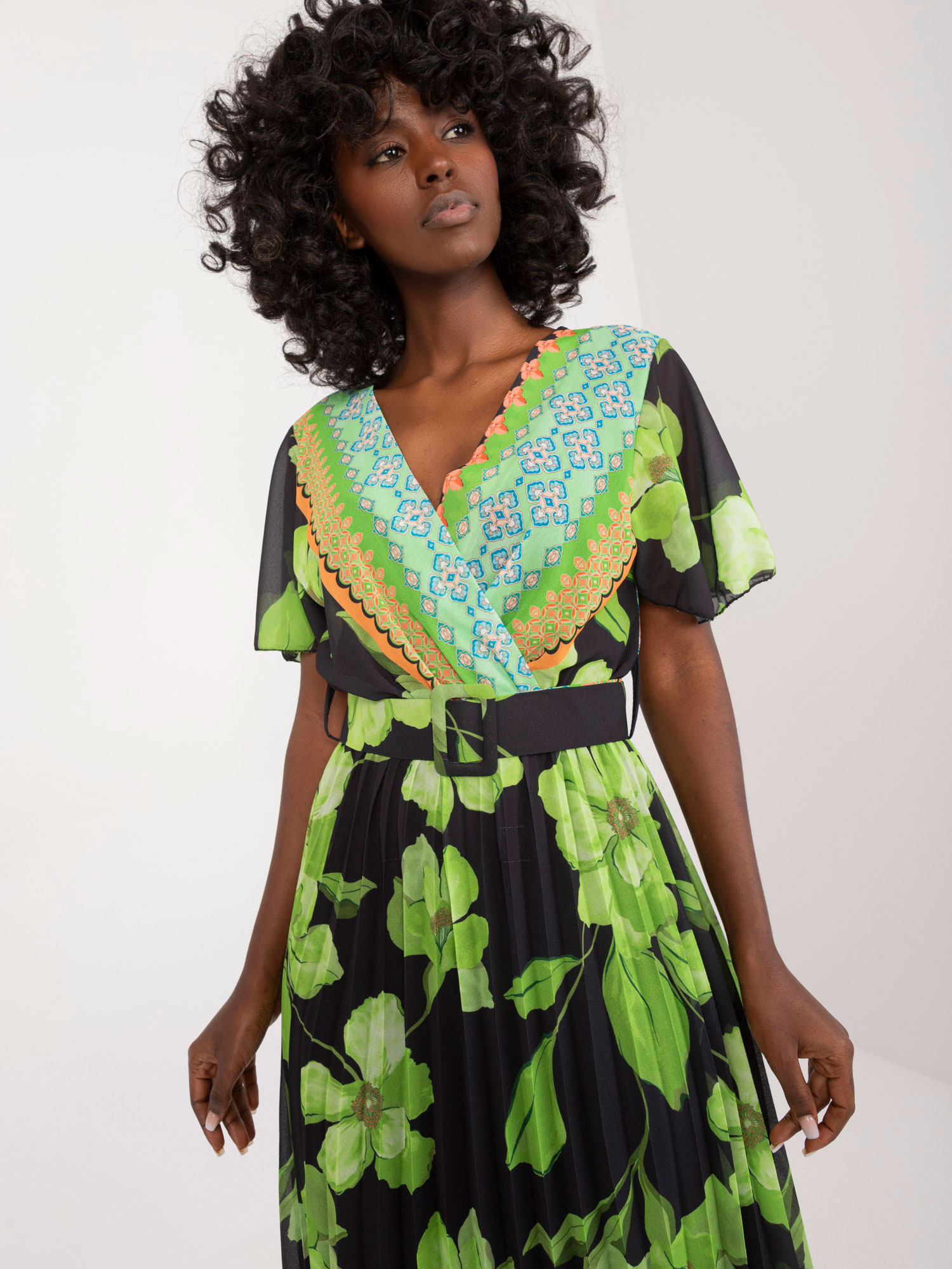 Sukienka Czarno-zielony - obrazek 4