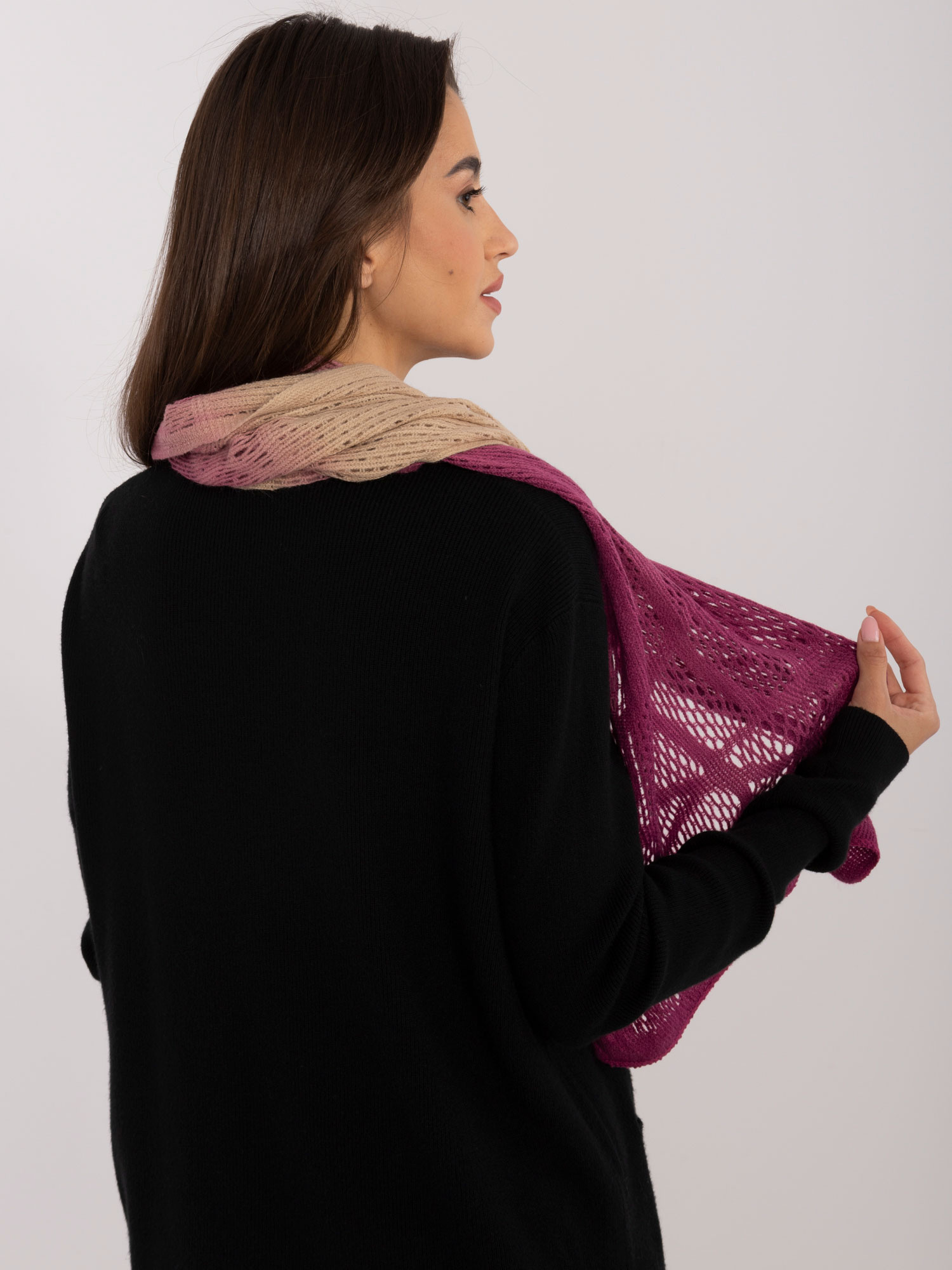 Szalik Beżowy - obrazek 4