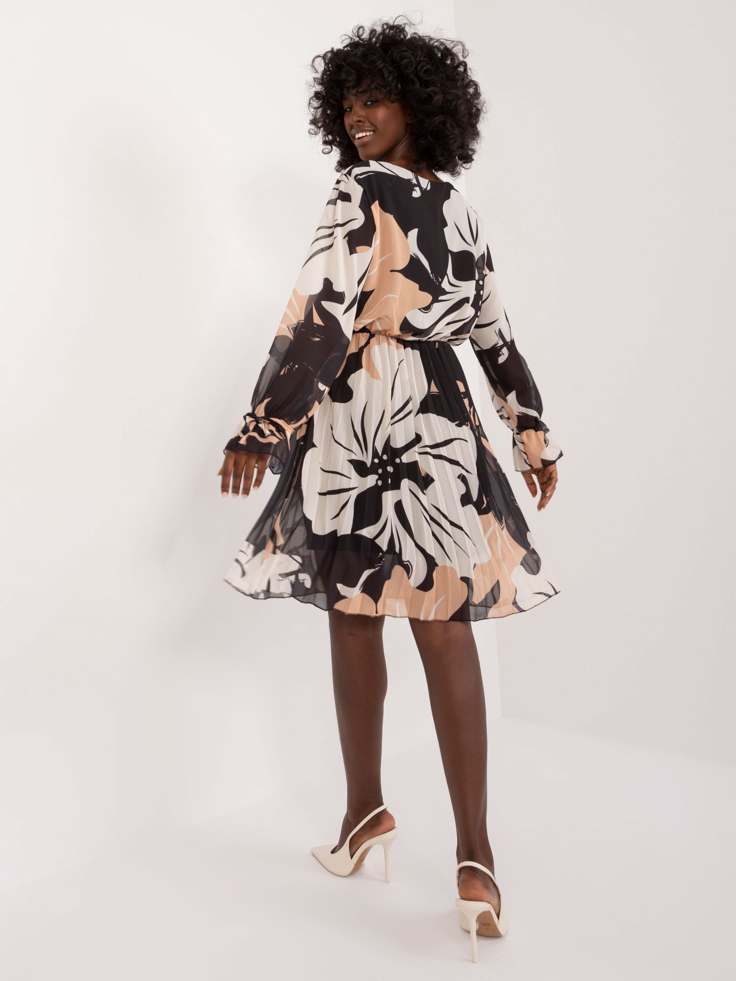 Sukienka Czarno-beżowy - obrazek 4