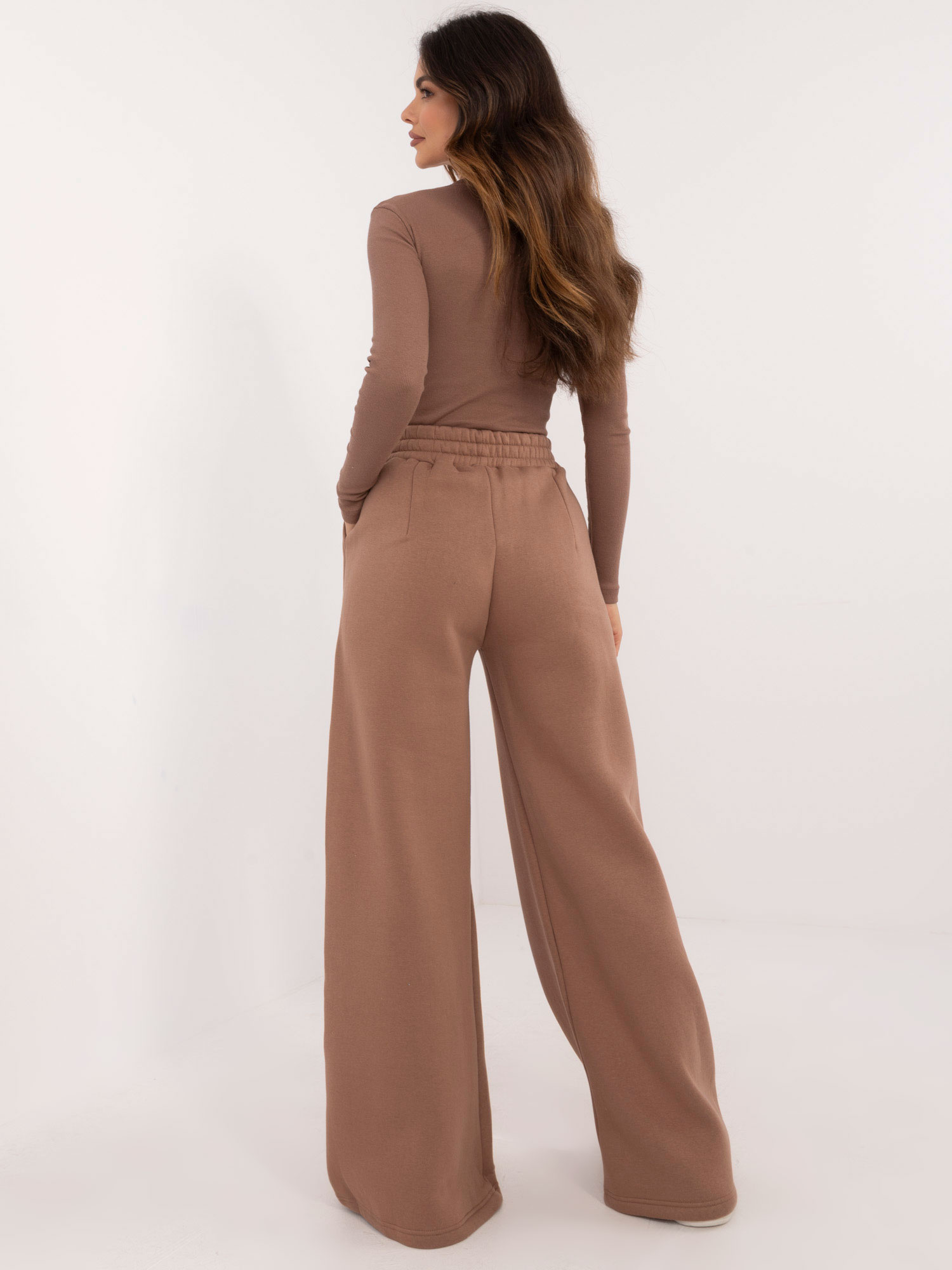 Komplet Jasny brązowy - obrazek 4