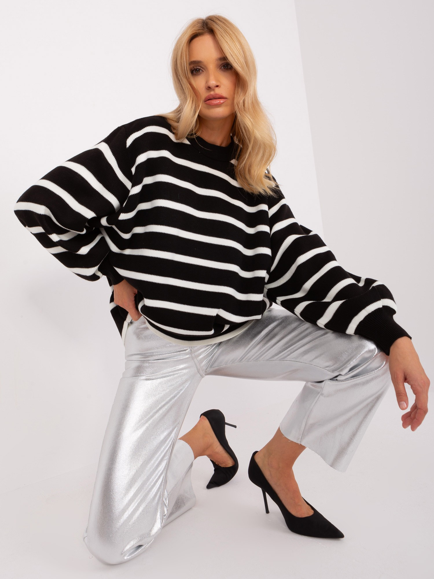 Sweter Czarno-biały - obrazek 5