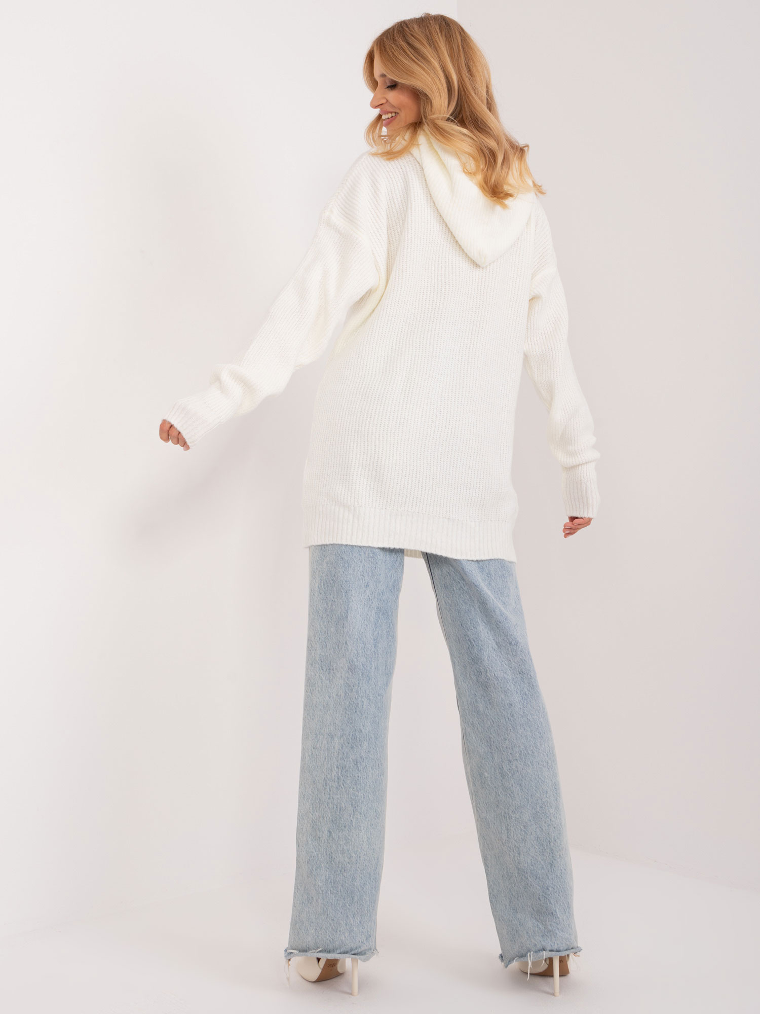 Sweter Ecru - obrazek 5