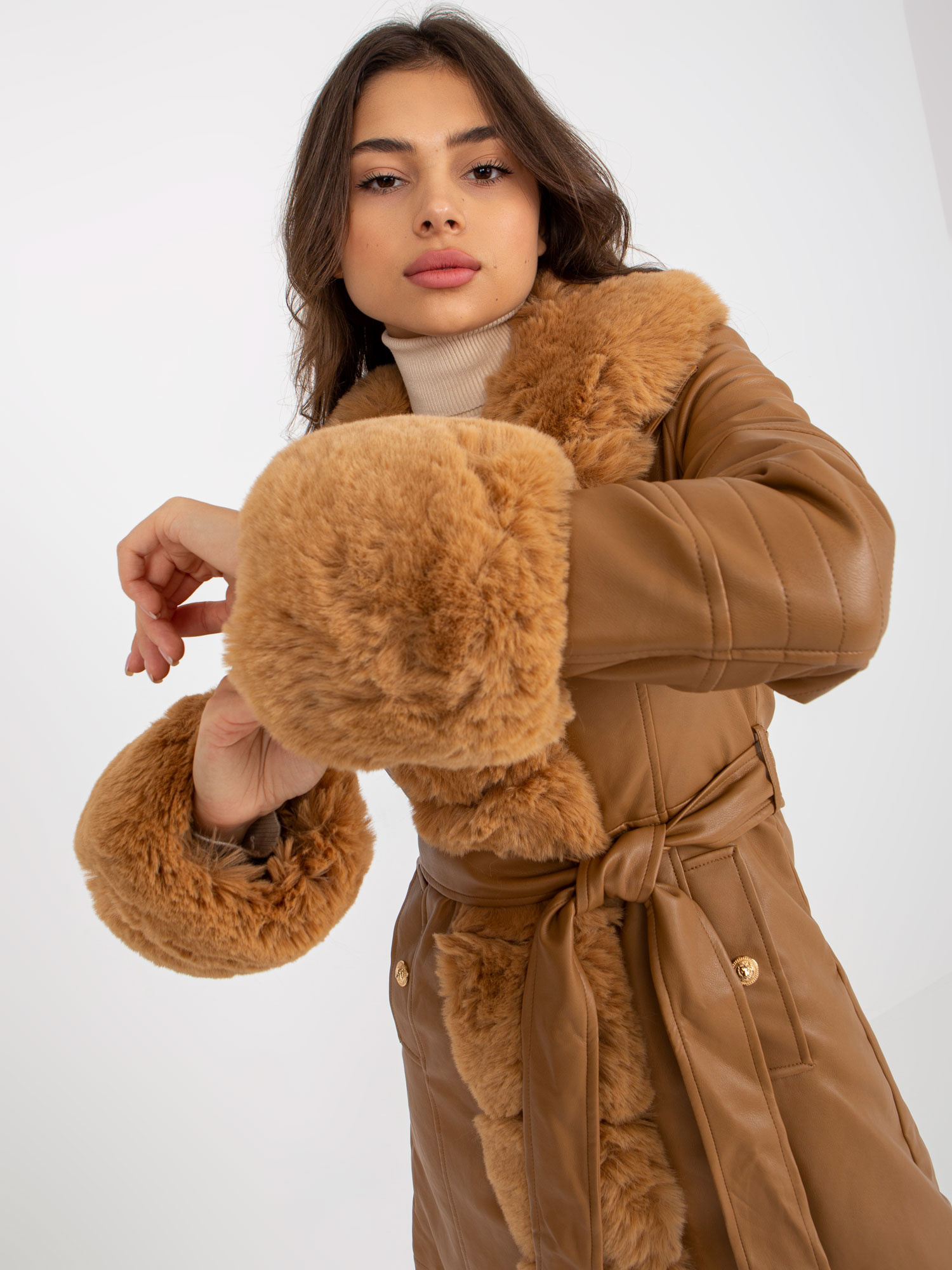 Płaszcz Camelowy - obrazek 5