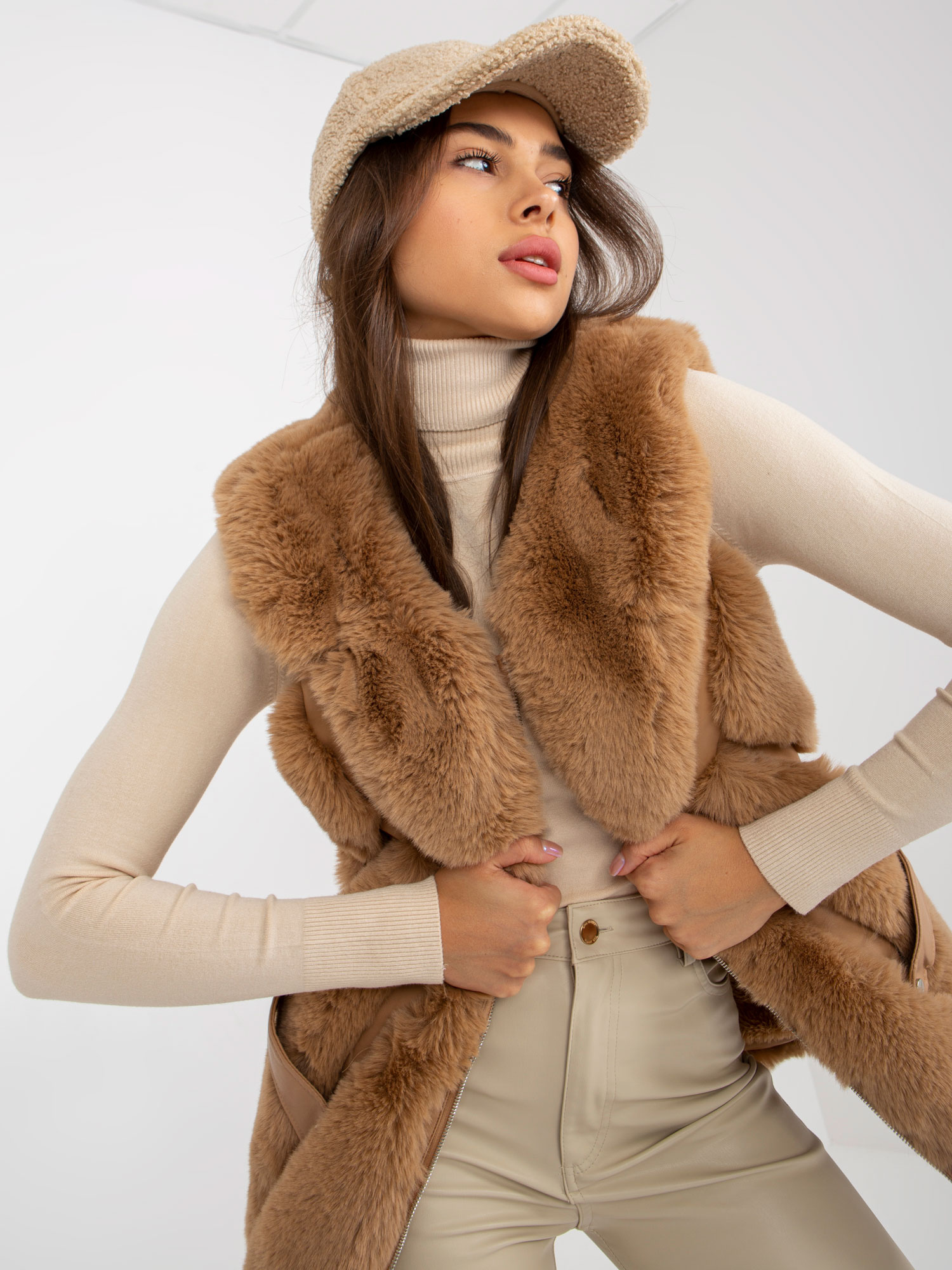 Kamizelka Camelowy - obrazek 5