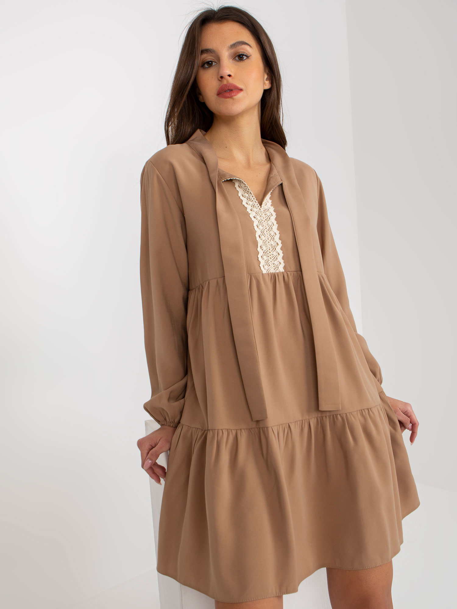 Sukienka Ciemny bezowy - obrazek 5