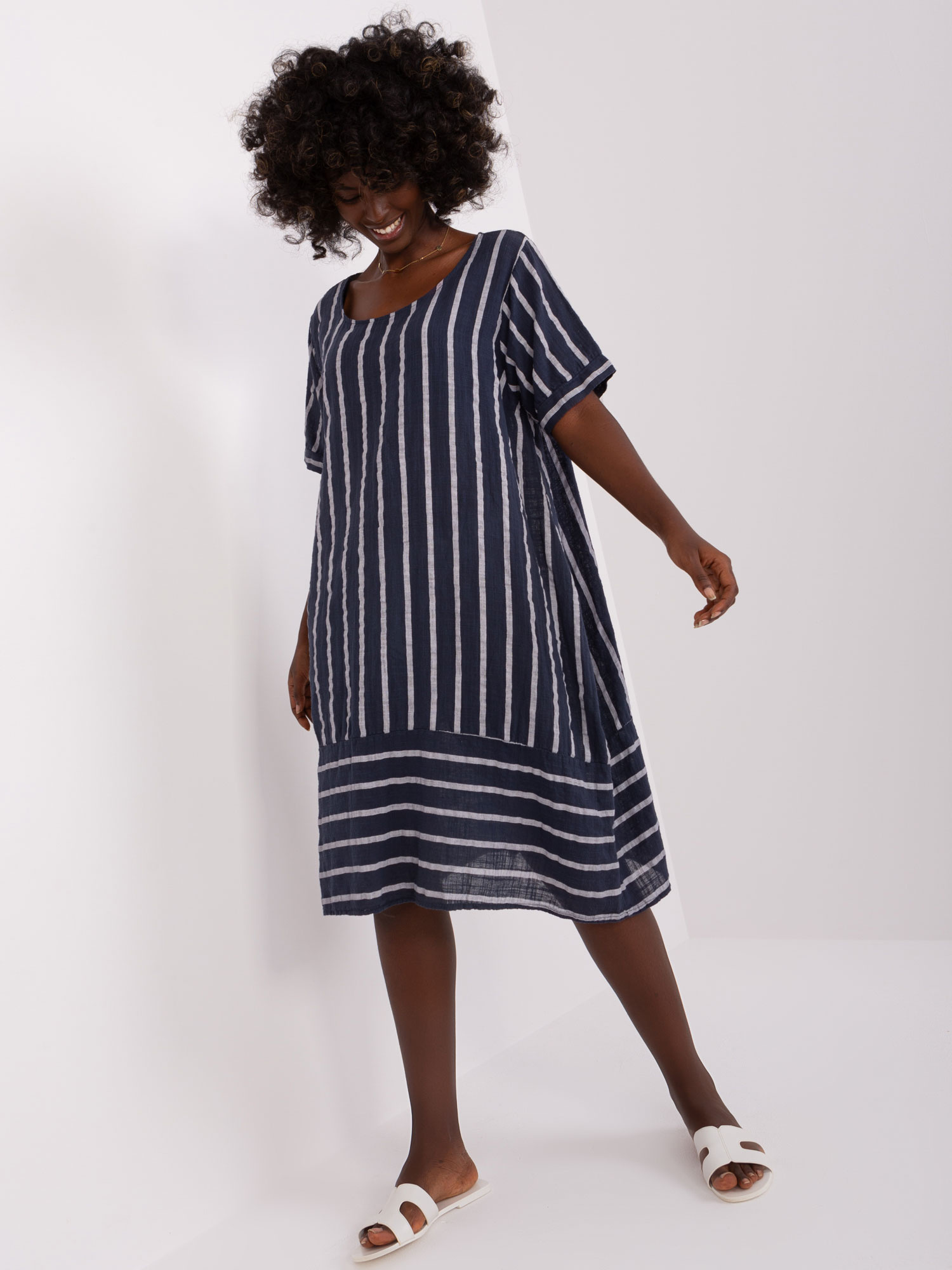 Sukienka Granatowy - obrazek 7